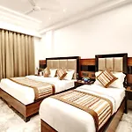 Hotel Emporio Dx - New Delhi Railway Station - Paharganj
