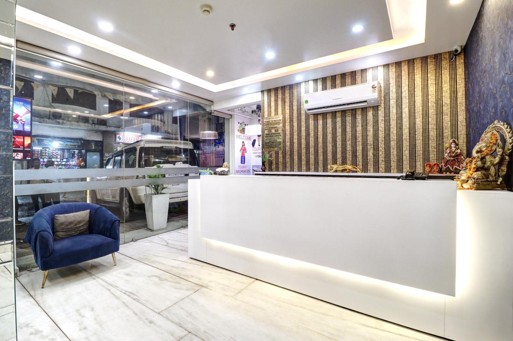 Emporio Dx - Railway Station - Paharganj
