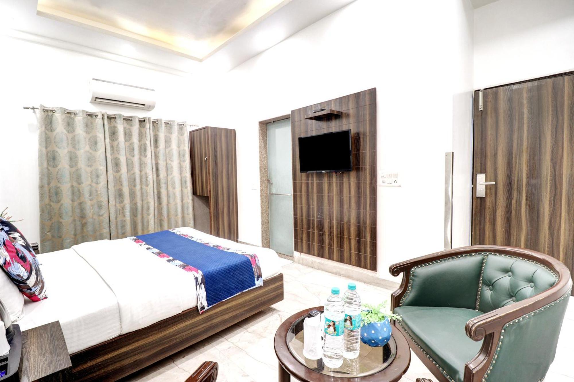 Emporio Dx - Railway Station - Paharganj 3* New Delhi