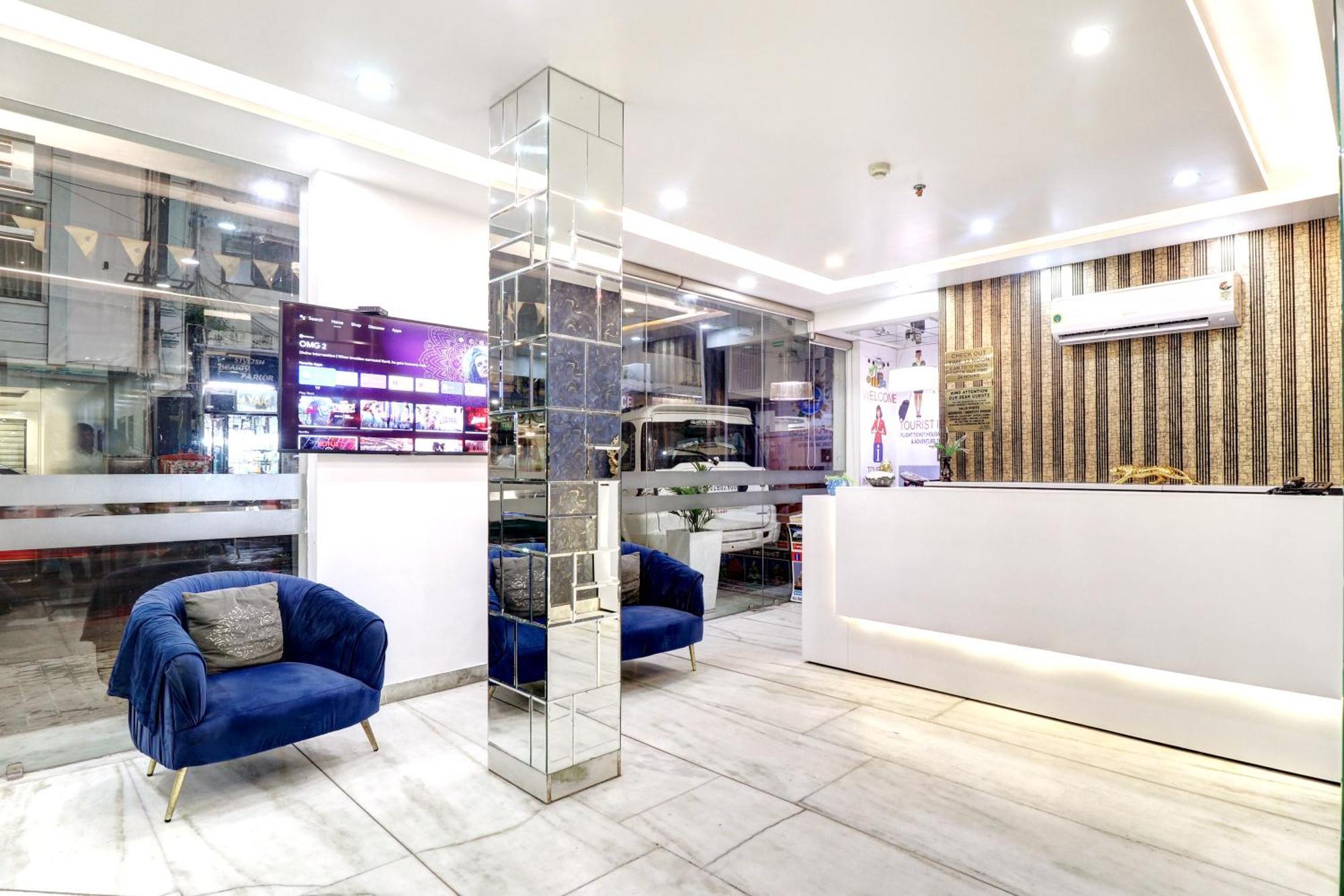 Emporio Dx - Railway Station - Paharganj Hotel New Delhi